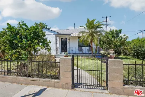 Exterior - 901 W Brazil St, Compton, CA 90220 photo 9 of 12