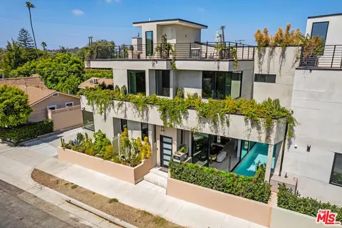 Exterior - 616 7th, Venice, CA 90291 photo 13 of 15