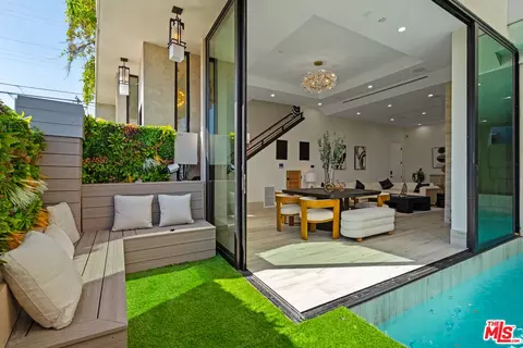 Other - 616 7th, Venice, CA 90291 photo 4 of 11
