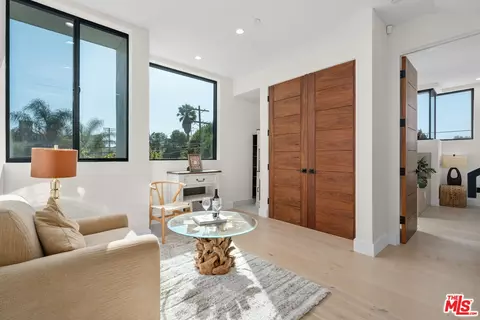 Other - 616 7th, Venice, CA 90291 photo 6 of 11