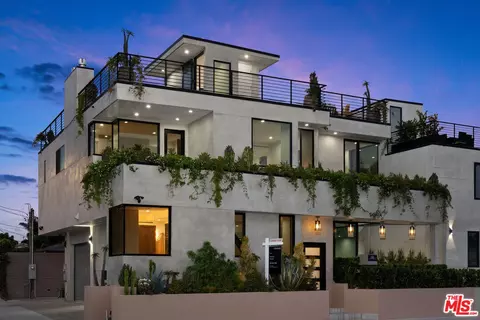 Exterior - 616 7th, Venice, CA 90291 photo 12 of 15