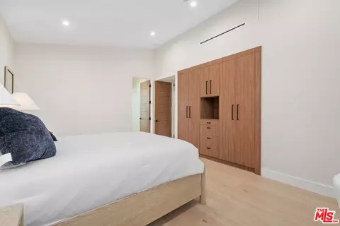 Bedroom - 616 7th, Venice, CA 90291 photo 5 of 6