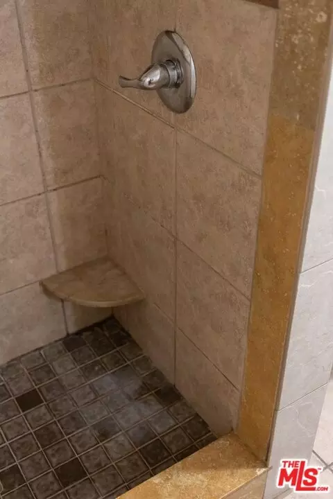 Bath - 925 Arnold Dr, Placentia, CA 92870 photo 3 of 3