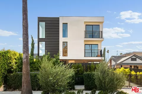 923 N Mariposa Ave, Los Angeles, CA 90029