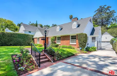4049 Benedict Canyon Dr, Sherman Oaks, CA 91423