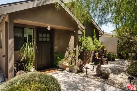 420 N Benton Way, Los Angeles, CA 90026