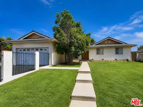 11528 Collett Ave, Granada Hills, CA 91344