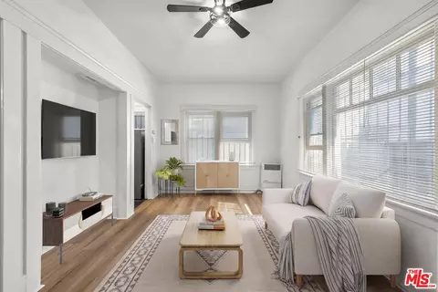 Living - 623 E Broadway, Long Beach, CA 90802 photo 1 of 1