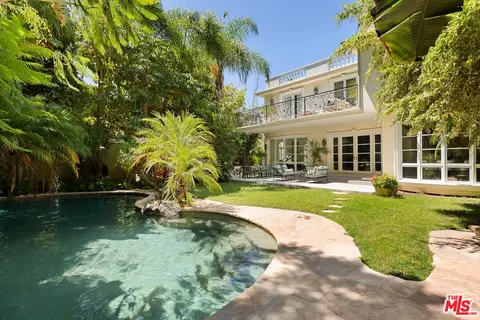 166 N Mccadden Pl, Los Angeles, CA 90004