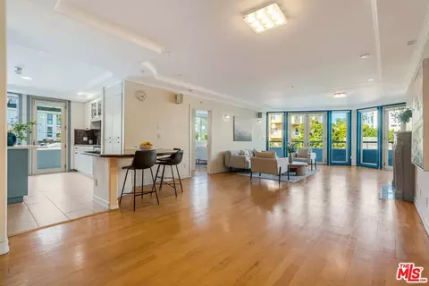 1645 Malcolm Ave #302, Los Angeles, CA 90024