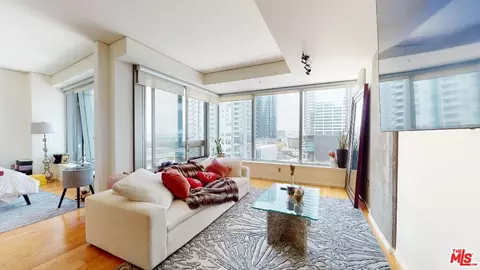 1155 S Grand Ave #1106, Los Angeles, CA 90015