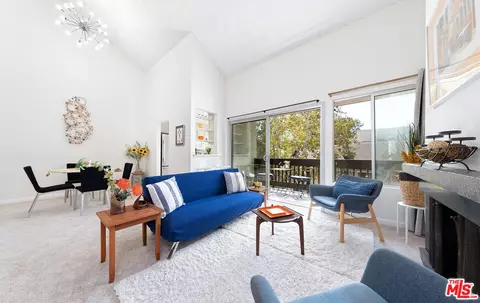 11301 Summertime Ln, Culver City, CA 90230
