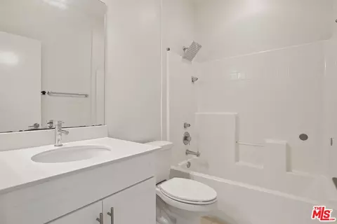 Bath - 794 Colorado Cir, Carson, CA 90745 photo 5 of 5
