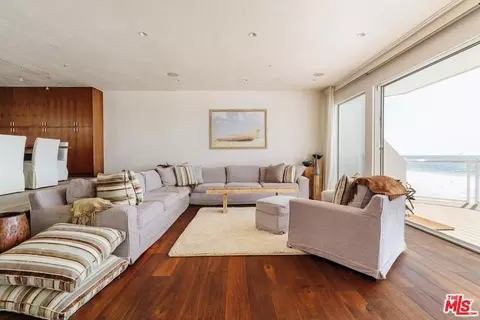 25124 Malibu Rd, Malibu, CA 90265