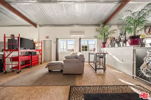 Living - 9025 Camp Rock Rd, Lucerne Valley, CA 92356 photo 1 of 1