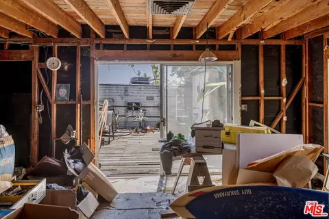 Other - 29029 Cliffside Dr, Malibu, CA 90265 photo 5 of 7
