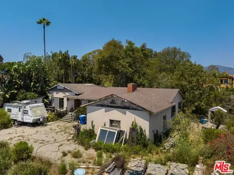 Exterior - 29029 Cliffside Dr, Malibu, CA 90265 photo 6 of 9