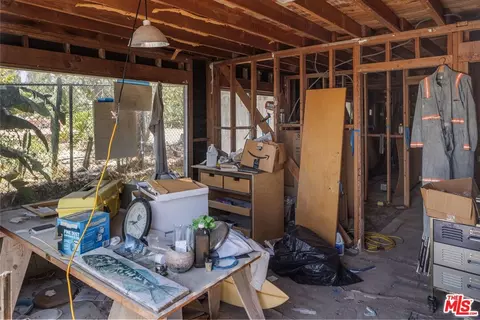 Other - 29029 Cliffside Dr, Malibu, CA 90265 photo 4 of 7