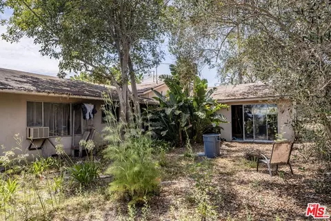 Exterior - 29029 Cliffside Dr, Malibu, CA 90265 photo 5 of 9