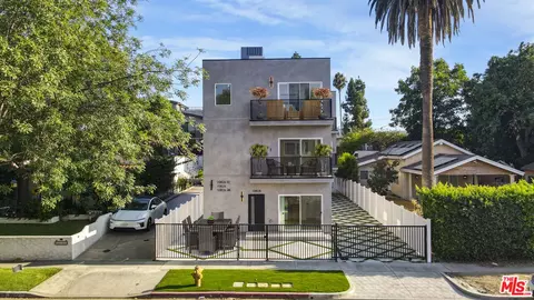 10826 Hesby St, North Hollywood, CA 91601