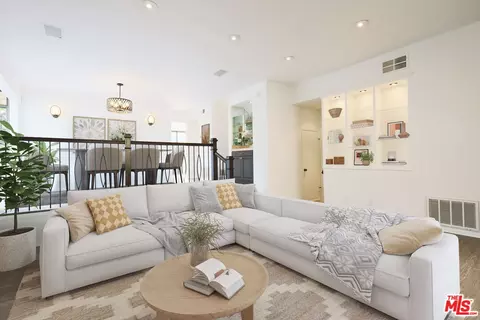21821 Burbank Blvd #151, Woodland Hills, CA 91367