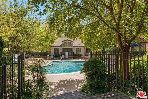 21821 Burbank Blvd #151, Woodland Hills, CA 91367