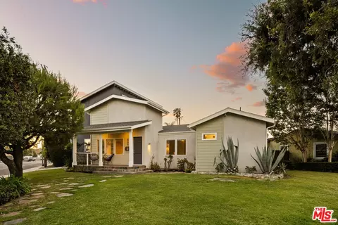 8225 Handley Ave, Los Angeles, CA 90045