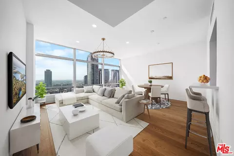 900 W Olympic Blvd #32I, Los Angeles, CA 90015