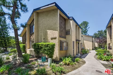 12750 Centralia St, Lakewood, CA 90715