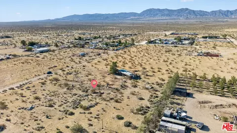 171 E Avenue T #2, Palmdale, CA 93591 photo 3