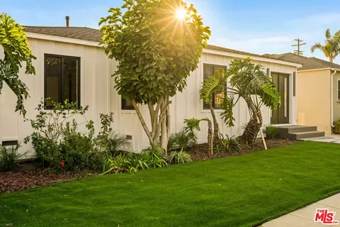 3833 Coolidge Ave, Los Angeles, CA 90066