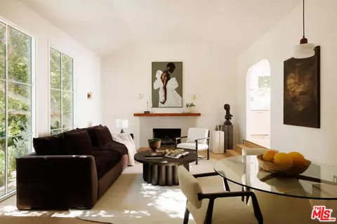 4300 Ambrose Ave, Los Angeles, CA 90027