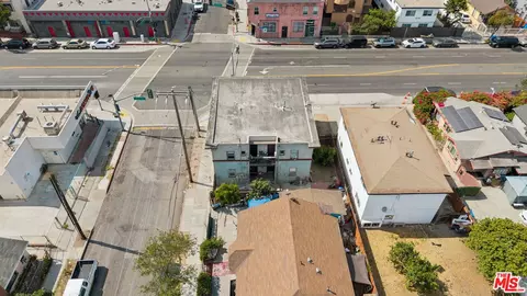 View/Area - 1089 E 7th St, Long Beach, CA 90813 photo 7 of 15