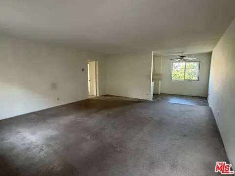 2002 4th St #111, Santa Monica, CA 90405