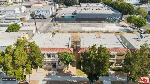 View/Area - 117 W 9th St, Long Beach, CA 90813 photo 4 of 10