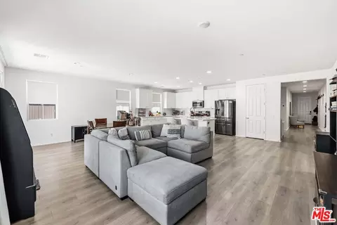 2141 Jenner St, Lancaster, CA 93535 photo 7