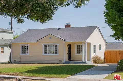 3152 Grand View Blvd, Los Angeles, CA 90066