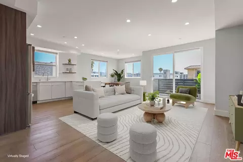935 N Hudson Ave #401, Los Angeles, CA 90038
