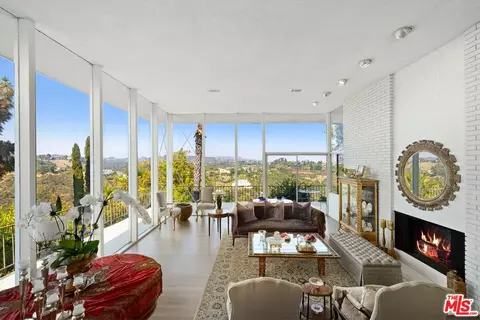 1298 Stradella Rd, Los Angeles, CA 90077