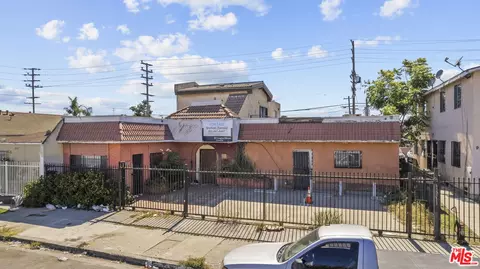 9511 S San Pedro St, Los Angeles, CA 90003