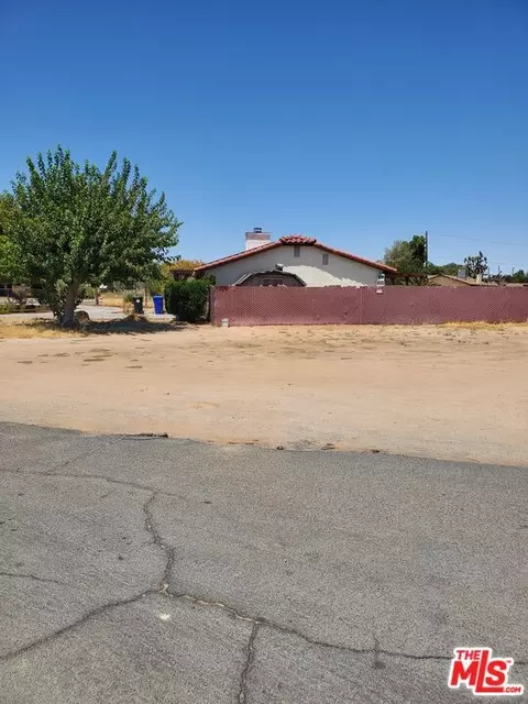 Other - 13435 Tioga Rd, Apple Valley, CA 92308 photo 5 of 11