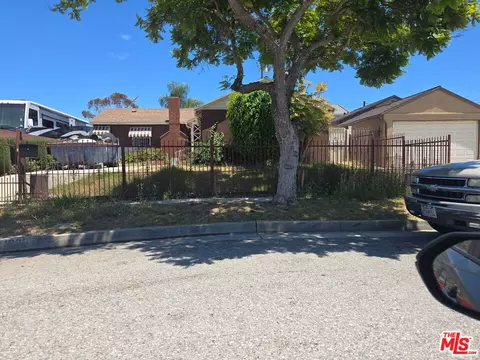 11908 Daleside Ave, Hawthorne, CA 90250