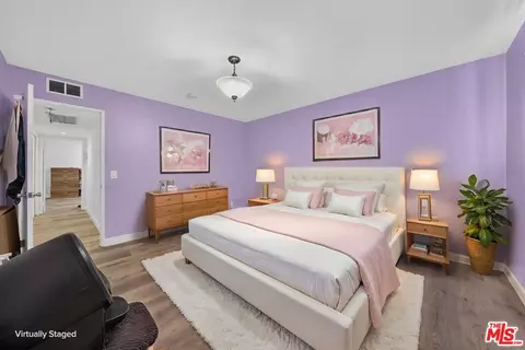 Bedroom - 552 E Palm Ave #C, Burbank, CA 91501 photo 4 of 4