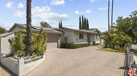 16201 Halsey St, Granada Hills, CA 91344