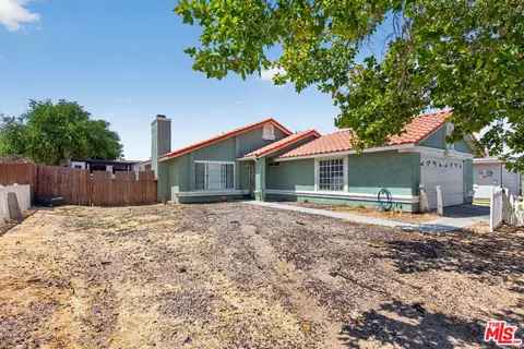 Exterior - 1718 Polo Ct, Lancaster, CA 93535 photo 2 of 3