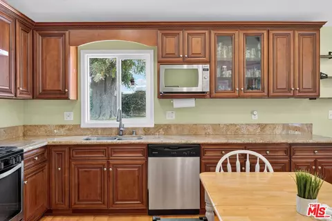 Kitchen - 169 W 234th St, Carson, CA 90745 photo 3 of 3