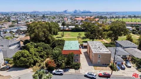 2404 S Carolina St, San Pedro, CA 90731