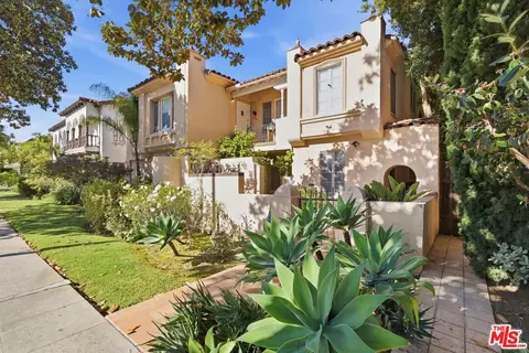 1232 Smithwood Dr, Los Angeles, CA 90035
