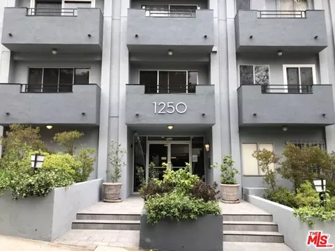 1250 N Kings Rd #506, West Hollywood, CA 90069