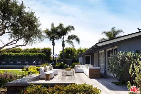 Exterior - 4217 Avenue Del Mar, Carpinteria, CA 93013 photo 6 of 11